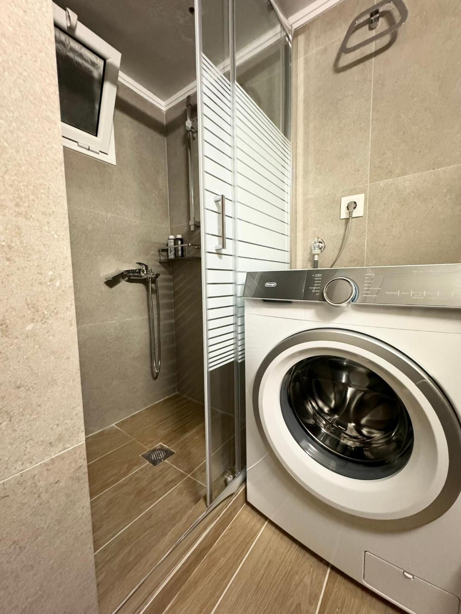Koi Apartment Toumba Skg Thessaloníki Eksteriør billede